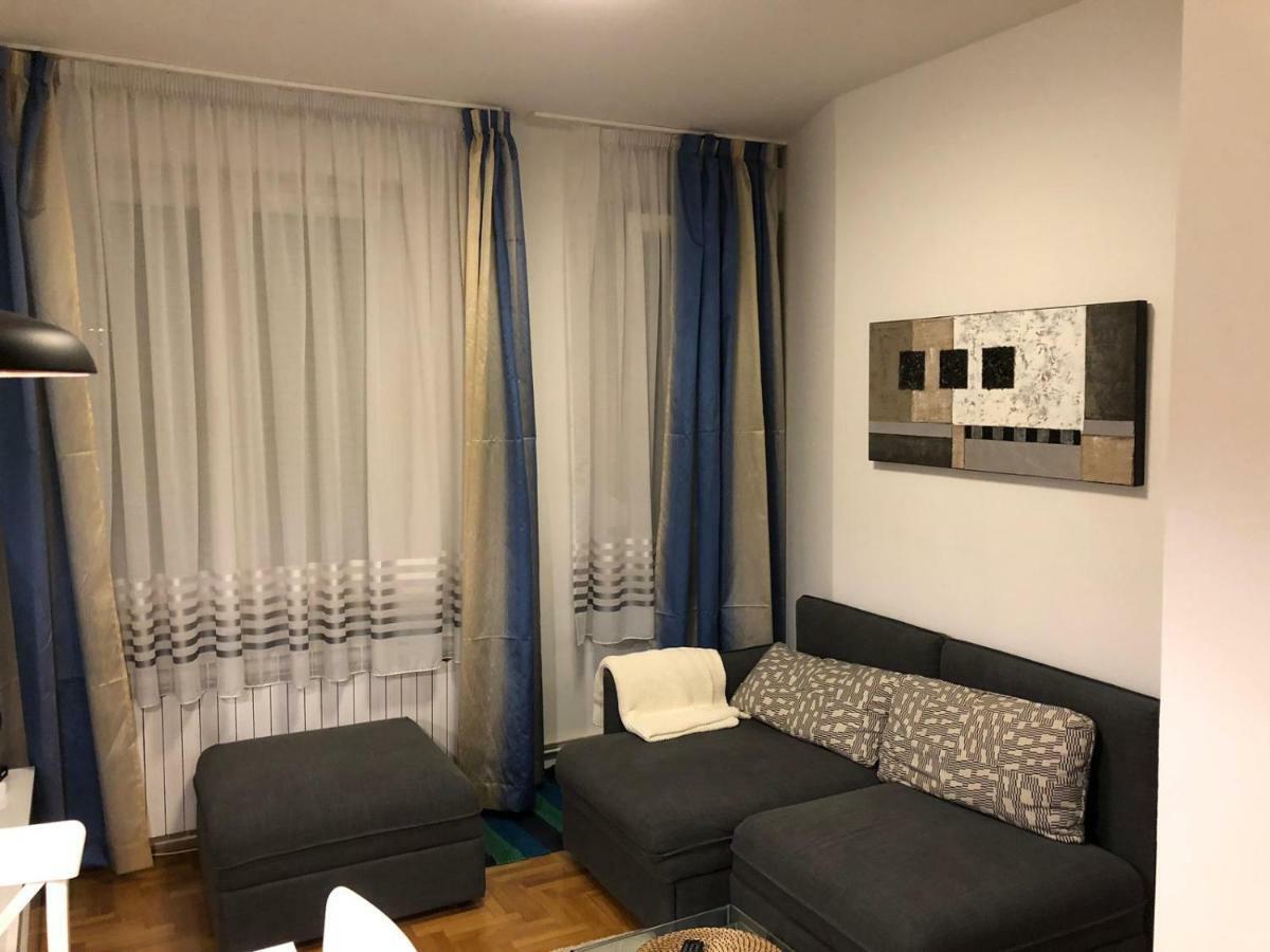 Irena'S Home Away From Home ซาเกร็บ ภายนอก รูปภาพ